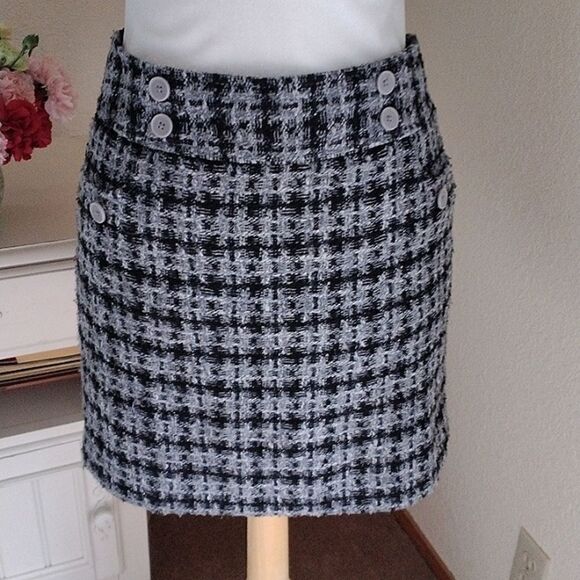 Ann Taylor Loft Woven Plaid Skirt - Picture 1 of 8